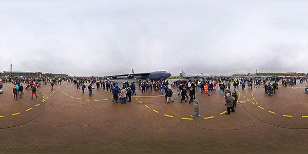 http://i104.photobucket.com/albums/m164/billyh42/Forums/Leuchars_Pano_03_600.jpg