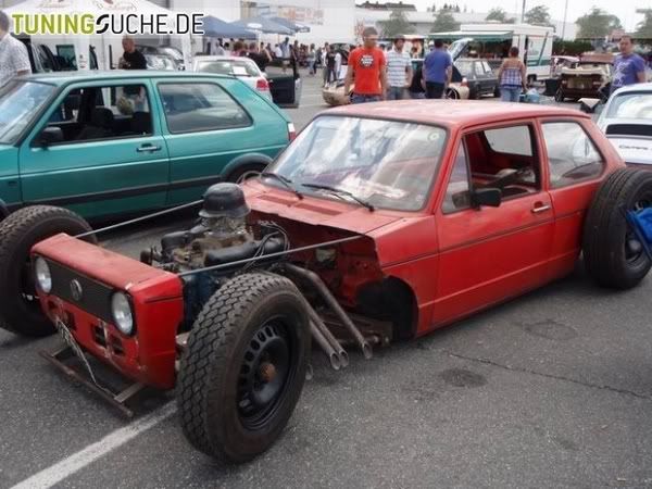 http://i104.photobucket.com/albums/m165/jmarlow1_2006/random%20carz/rat-rod-vw-06.jpg