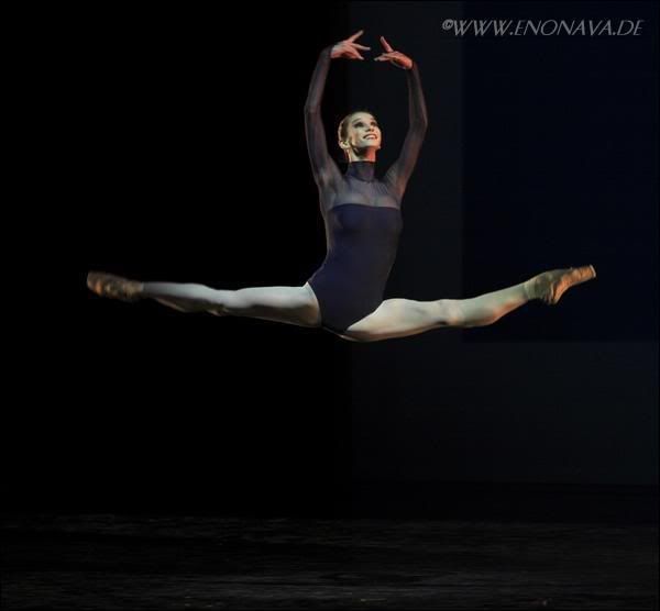 Image hotlink - 'http://i104.photobucket.com/albums/m169/DanceOfTheHeart/Polina%20Semionova/polinasemionovagrandjete.jpg' Image hotlink - 'http://i104.photobucket.com/albums/m169/DanceOfTheHeart/Polina%20Semionova/polinasemionovagrandjete.jpg'