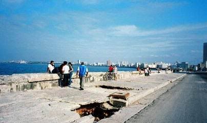 00133-pueblo-habana-malecon3.jpg picture by carlitopelolindo