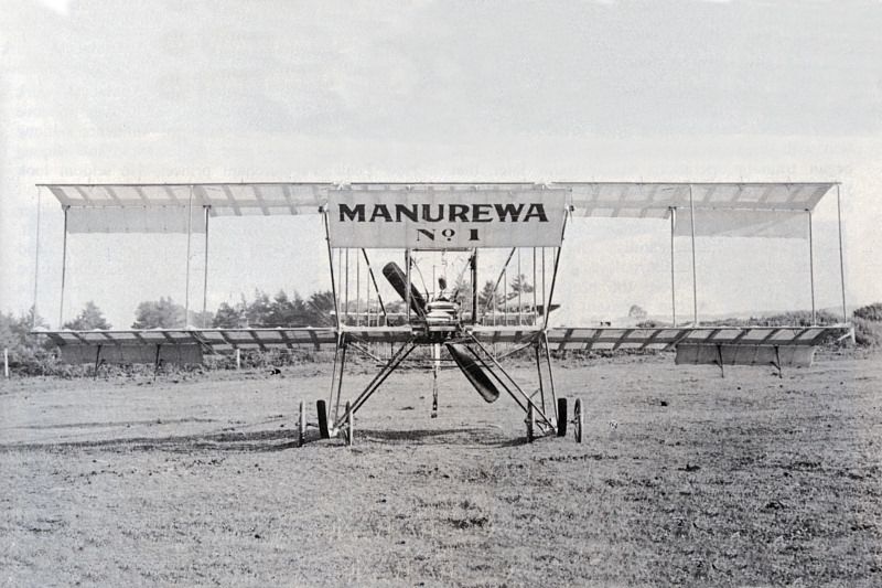Walsh Brothers amazing photo Wings Over New Zealand