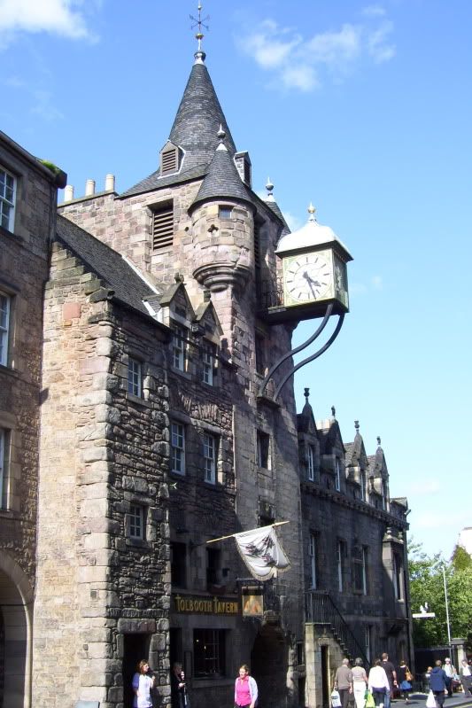 Tolbooth Tavern