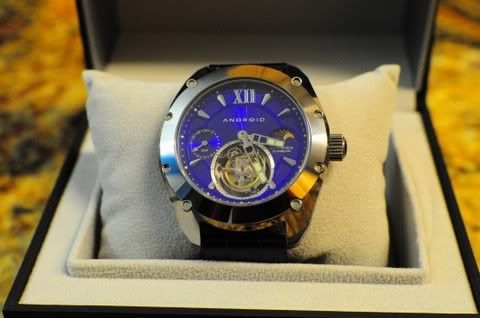 android gold watch
