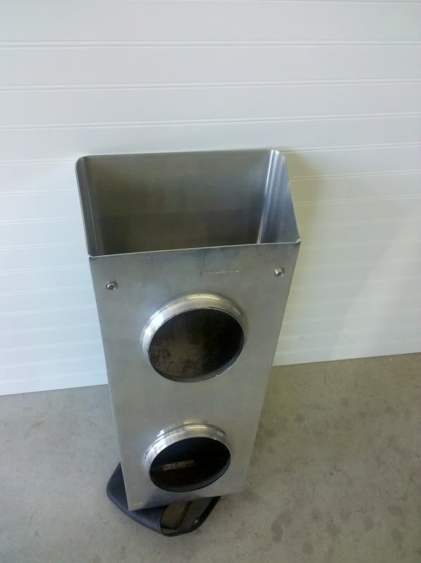 [SOLD] Bassett Dual Carb Aluminum Scoop