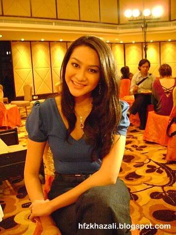 dynaz mokhtar