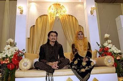 Gambar perkahwinan Akhil Hayy dan Waheeda