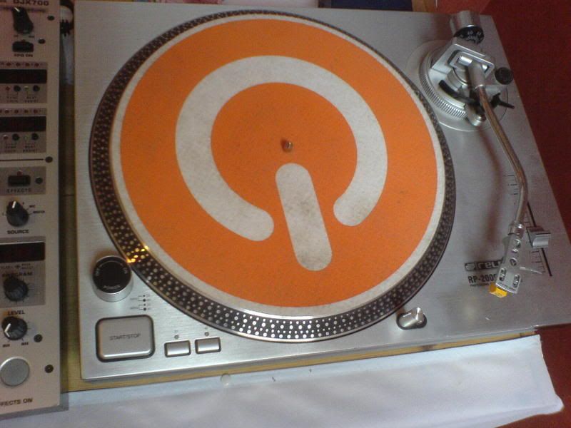 [img width=800 height=600]http://i104.photobucket.com/albums/m180/djsentex/DSC00959.jpg[/img]