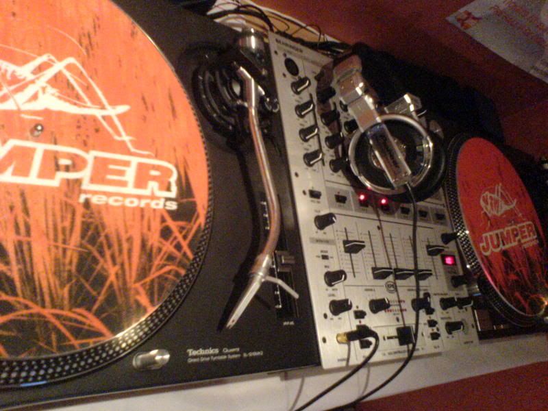 [img width=800 height=600]http://i104.photobucket.com/albums/m180/djsentex/DSC00963.jpg[/img]