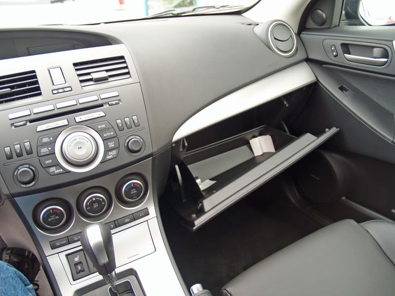 GloveBox.jpg