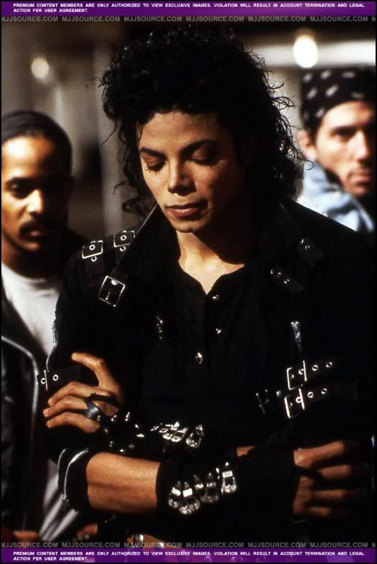 mjjs29yr8.jpg