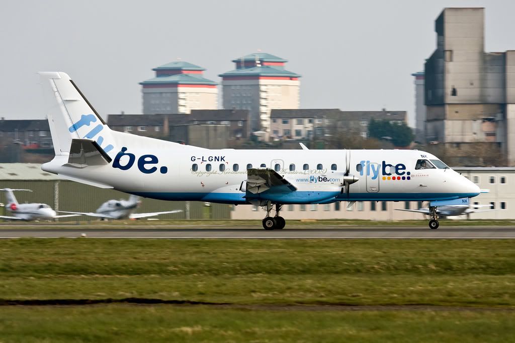 http://i104.photobucket.com/albums/m183/aliencats/Glasgow/flybesaab/g-lgnk.jpg