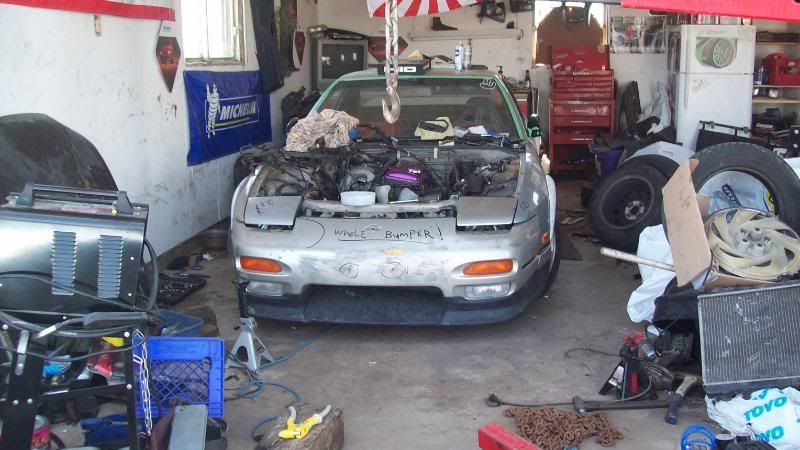 http://i104.photobucket.com/albums/m184/brandonsskyline/bings%20lip/240sx067.jpg