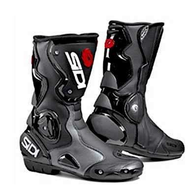 sidib-2boots.jpg