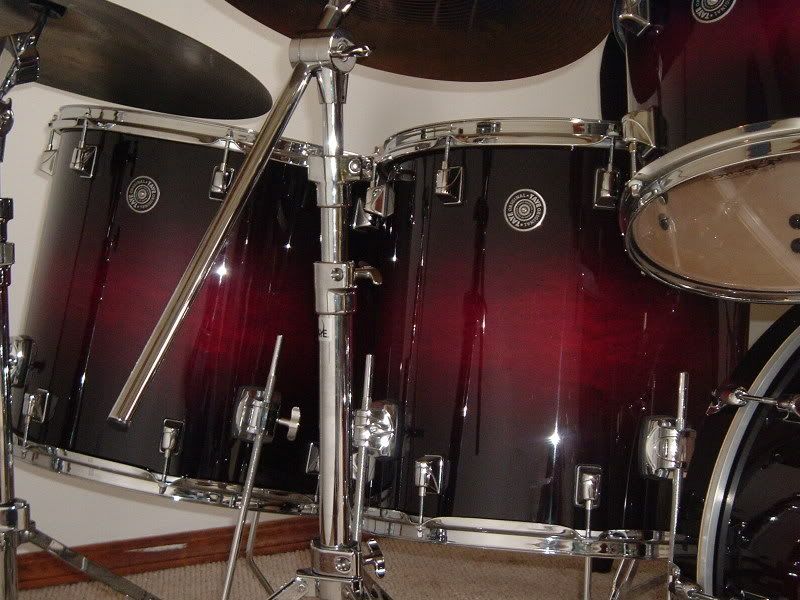 Close-up of my 16 and 18" floor toms.  THUNDEROUS!