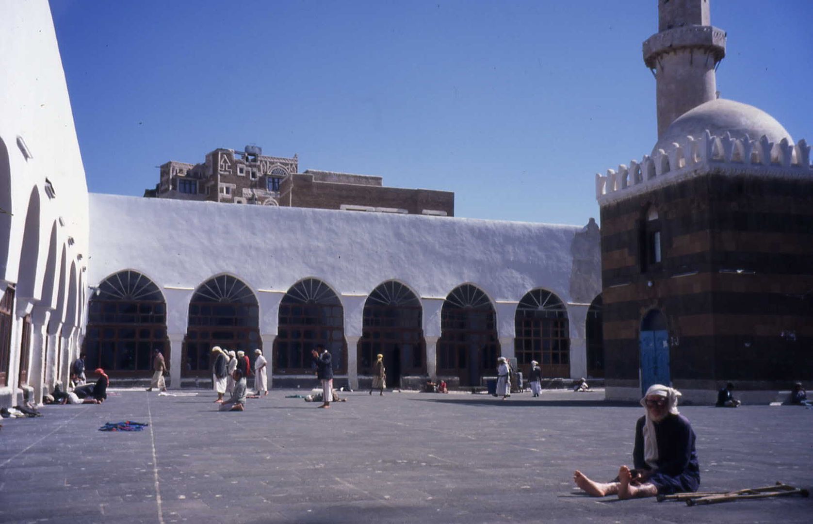 Great-Mosque-in-Sanaa-Yemen.jpg