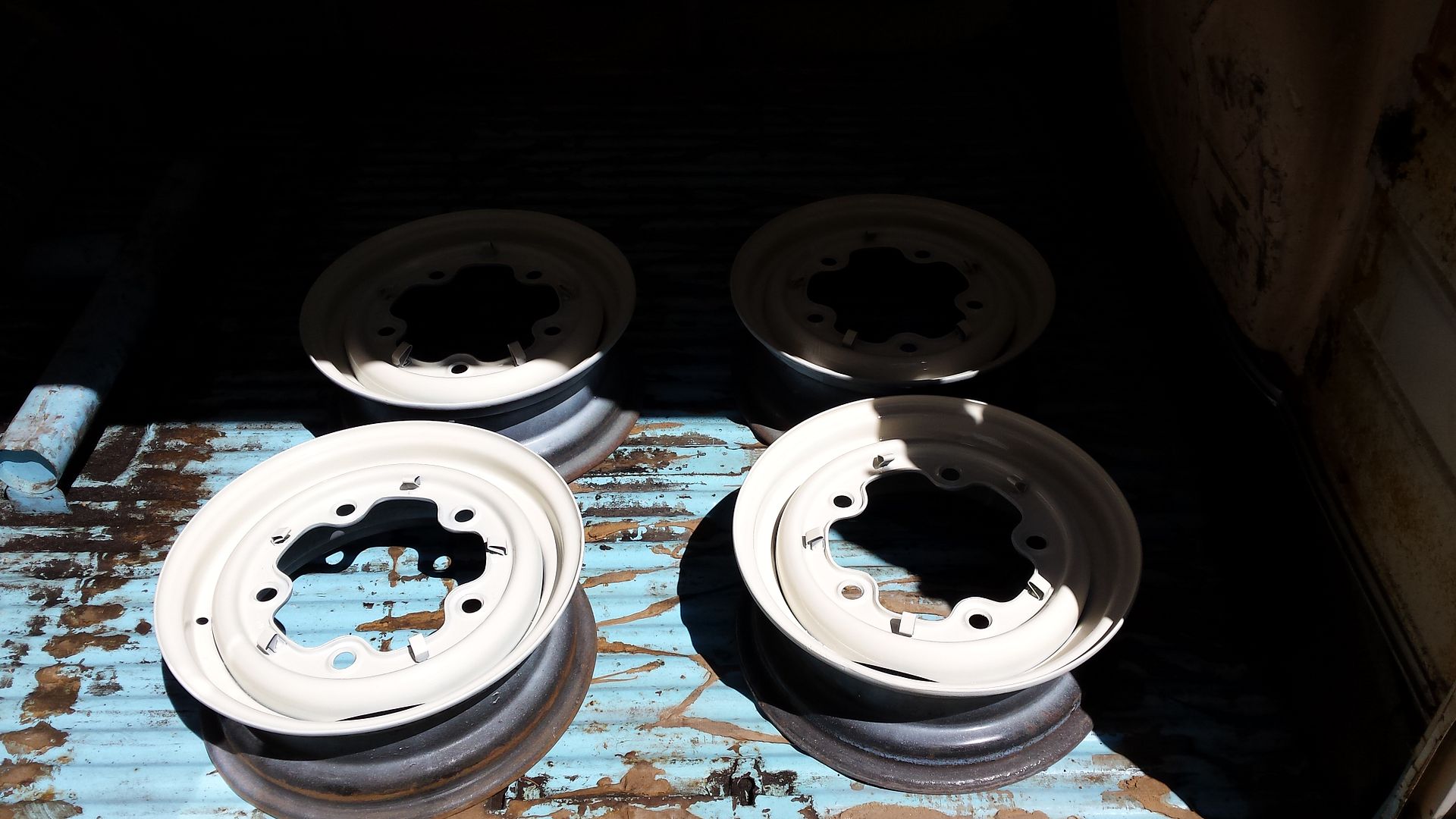 Image may have been reduced in size. Click image to view fullscreen.